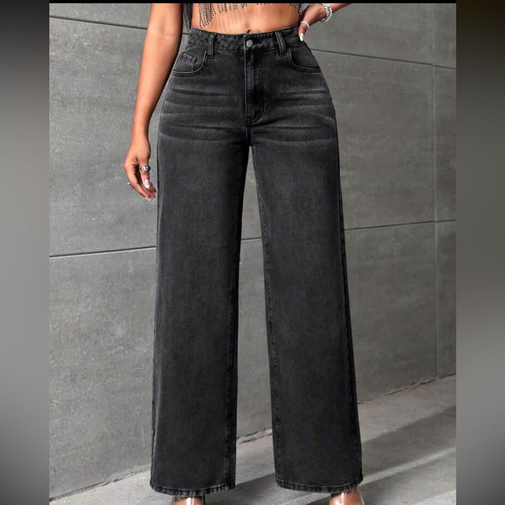 Jeans - Picture 3 of 3